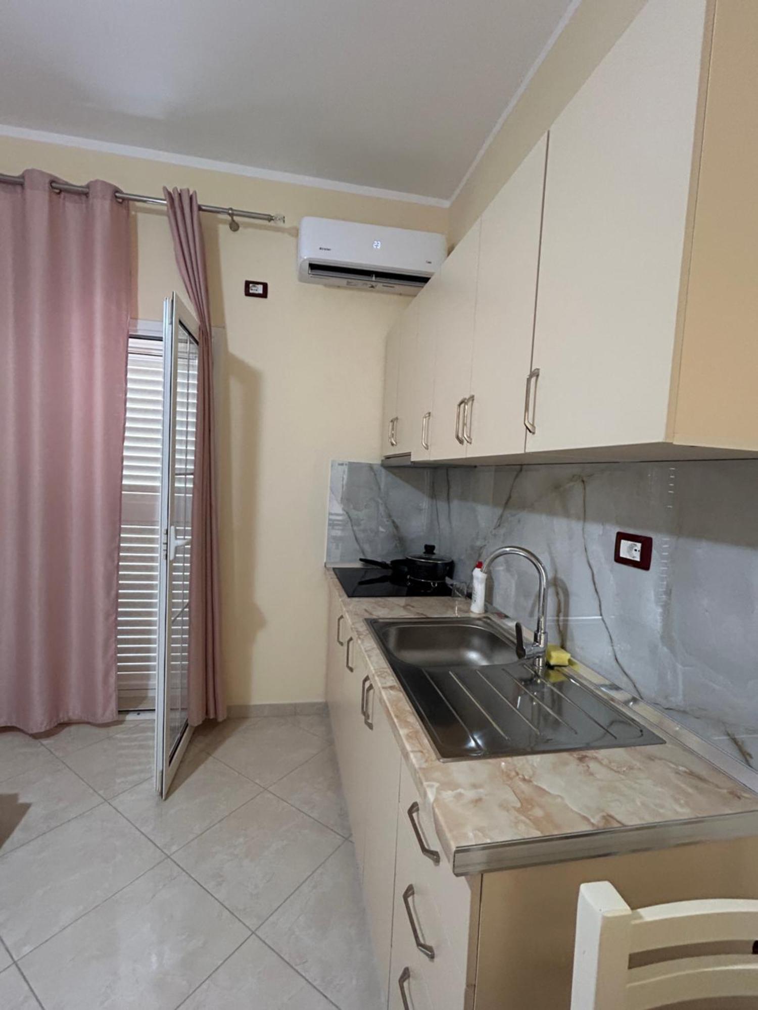 Rest House Vlorë Extérieur photo
